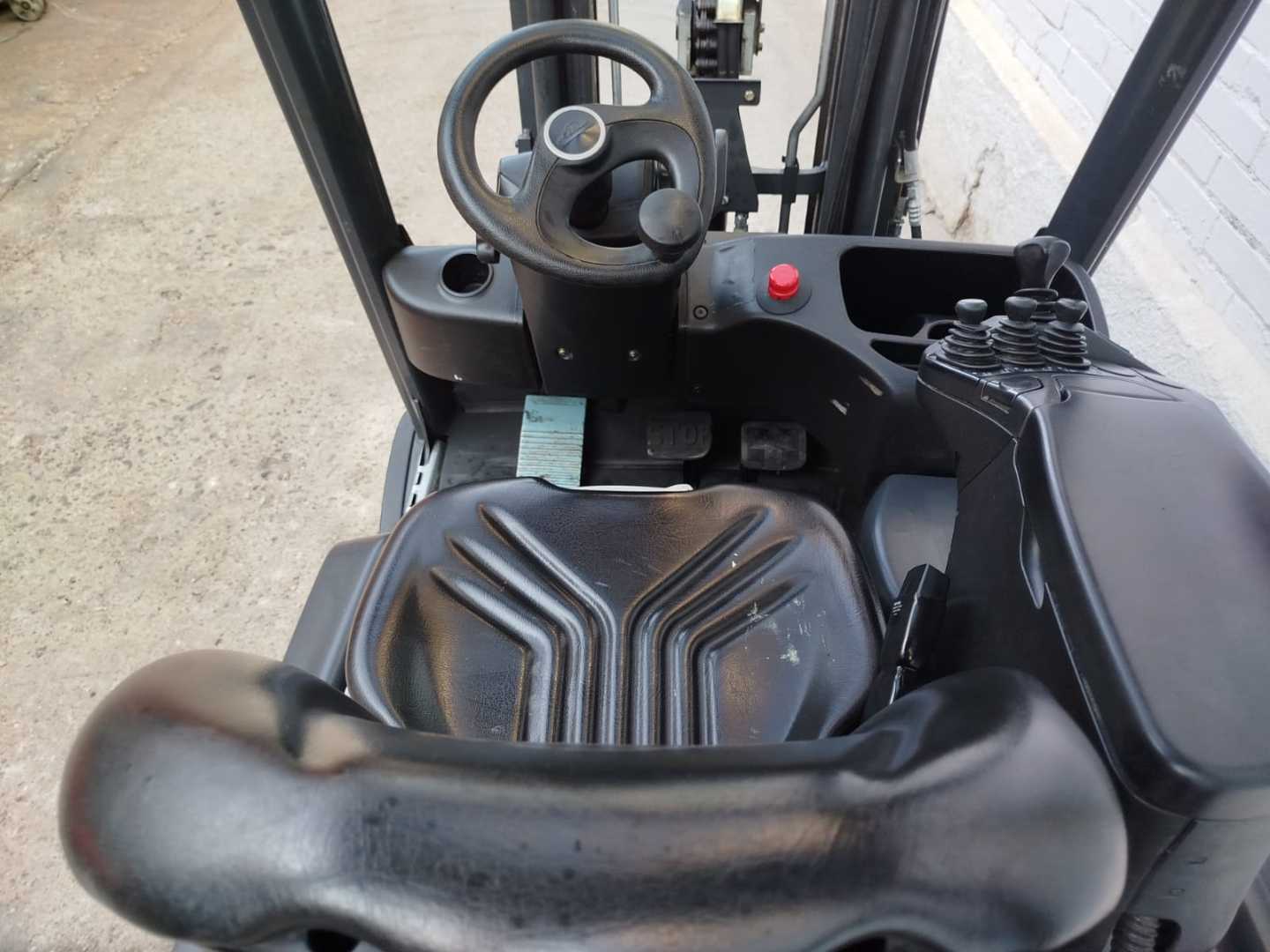Used Forklift Linde E18-02 3 riteņu dakšu iekrāvējs (Image 8)