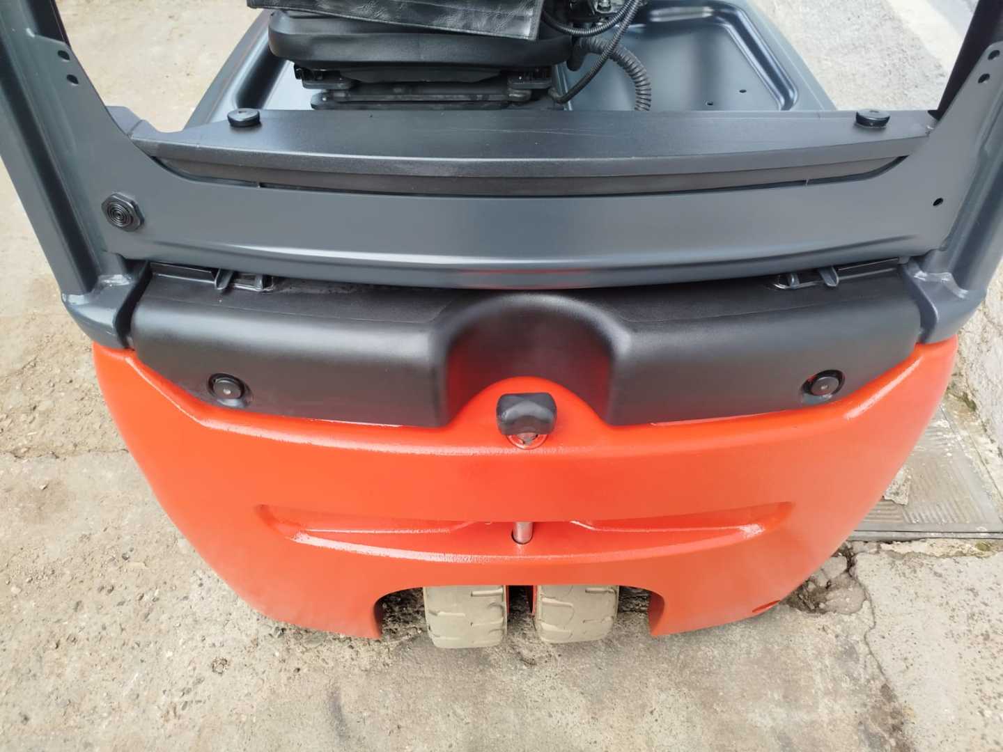 Used Forklift Linde E18-02 EVO 3 riteņu dakšu iekrāvējs (Image 6)