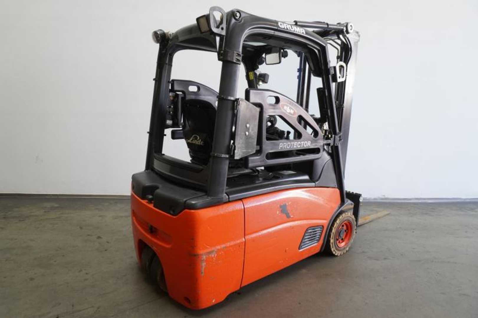 Used Forklift Linde E 16 L 386 3 riteņu dakšu iekrāvējs (Image 2)