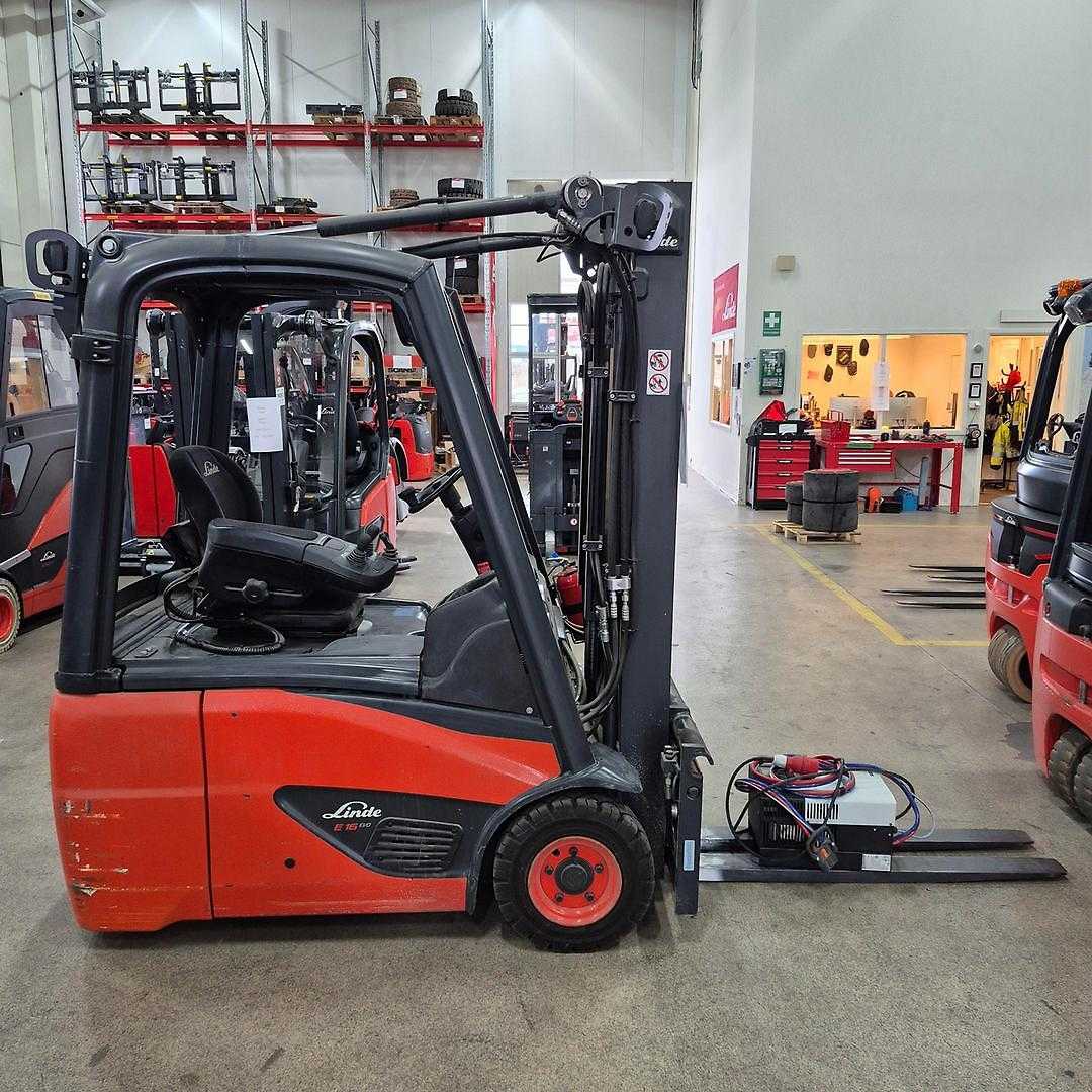 Used Forklift Linde E16C 3 riteņu dakšu iekrāvējs (Image 2)