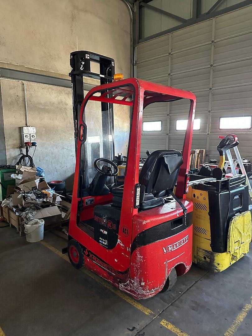 Used Forklift Mariotti AC1 8 C 3 riteņu dakšu iekrāvējs (Image 3)