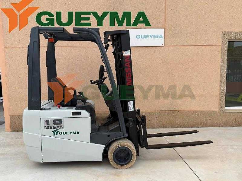 Used Forklift Nissan 1N1L18Q MATRICULADA 3 riteņu dakšu iekrāvējs (Image 1) Used Forklift Nissan 1N1L18Q MATRICULADA 3 riteņu dakšu iekrāvējs (Image 1)