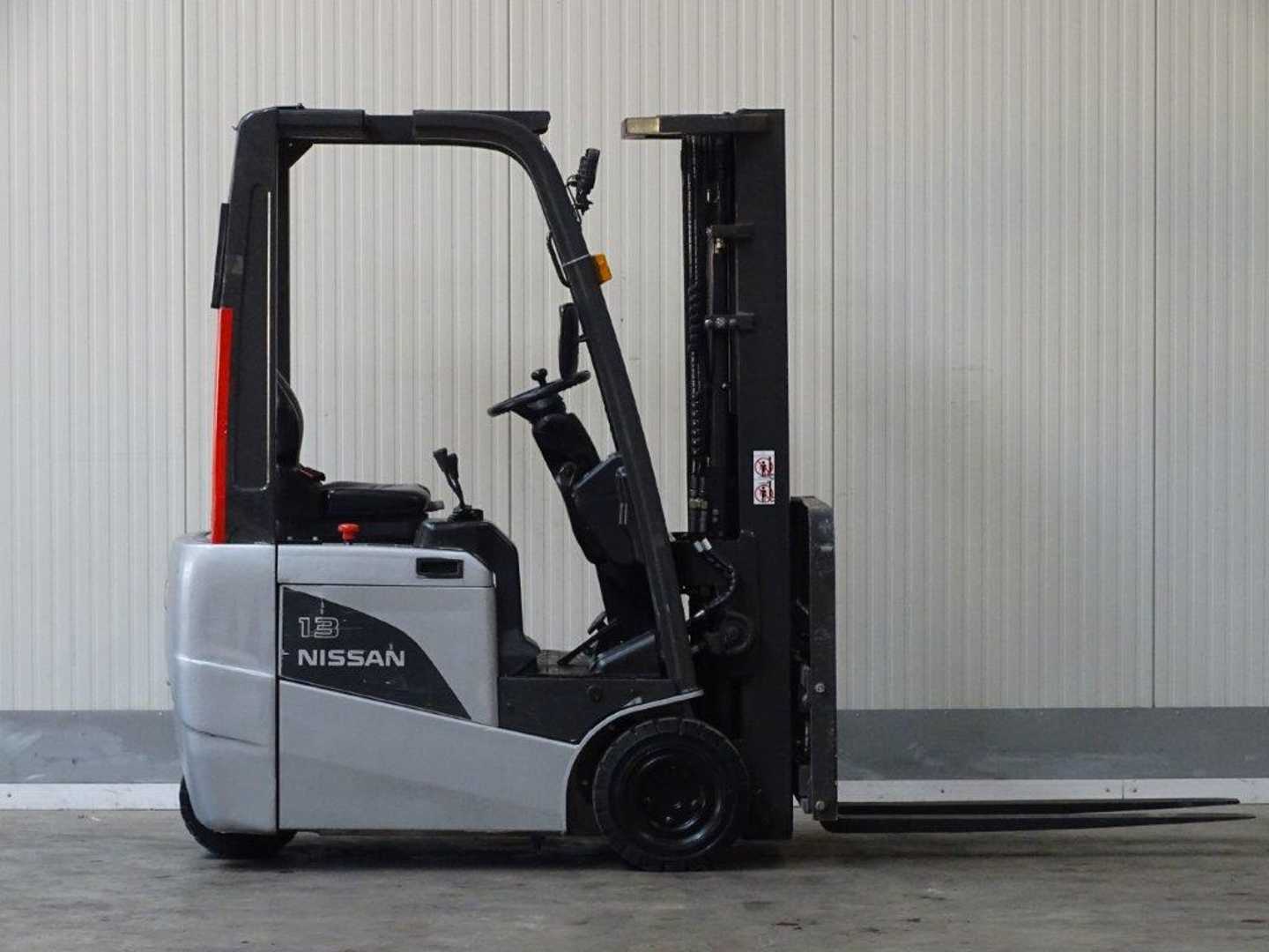 Used Forklift Nissan S1N1L13Q - TRIPLEX 3 riteņu dakšu iekrāvējs (Image 5) Used Forklift Nissan S1N1L13Q - TRIPLEX 3 riteņu dakšu iekrāvējs (Image 5)