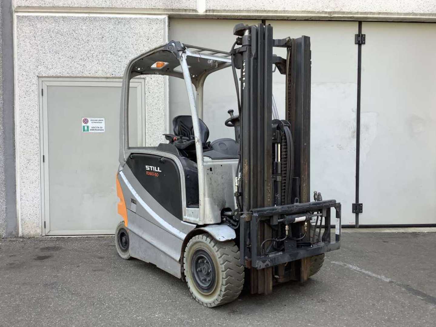 Used Forklift STILL RX 60-25 3 riteņu dakšu iekrāvējs (Image 1)