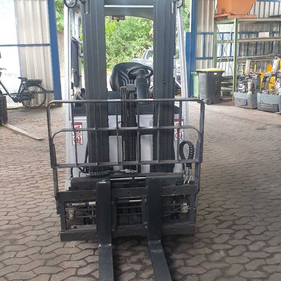 Used Forklift STILL RX 20-16 3 riteņu dakšu iekrāvējs (Image 4) Used Forklift STILL RX 20-16 3 riteņu dakšu iekrāvējs (Image 4)
