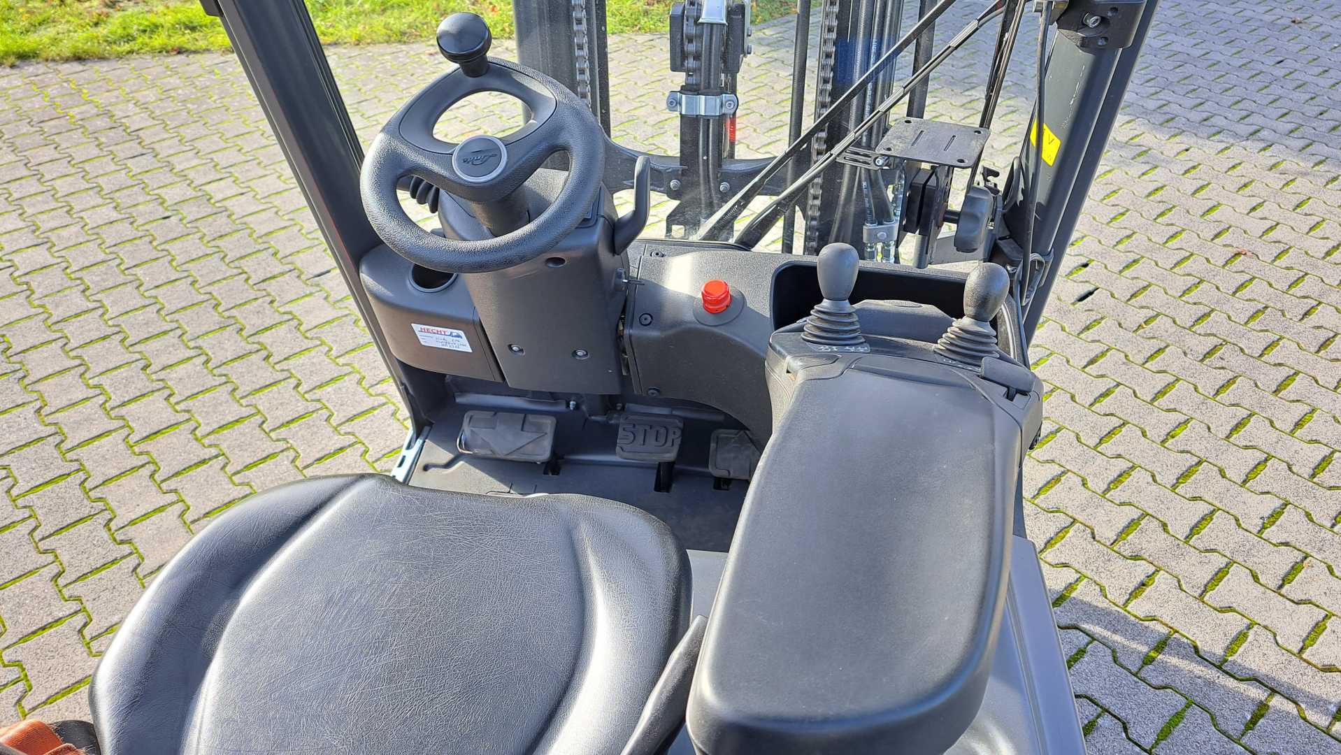 Used Forklift STILL RX20-16 3 riteņu dakšu iekrāvējs (Image 12) Used Forklift STILL RX20-16 3 riteņu dakšu iekrāvējs (Image 12)