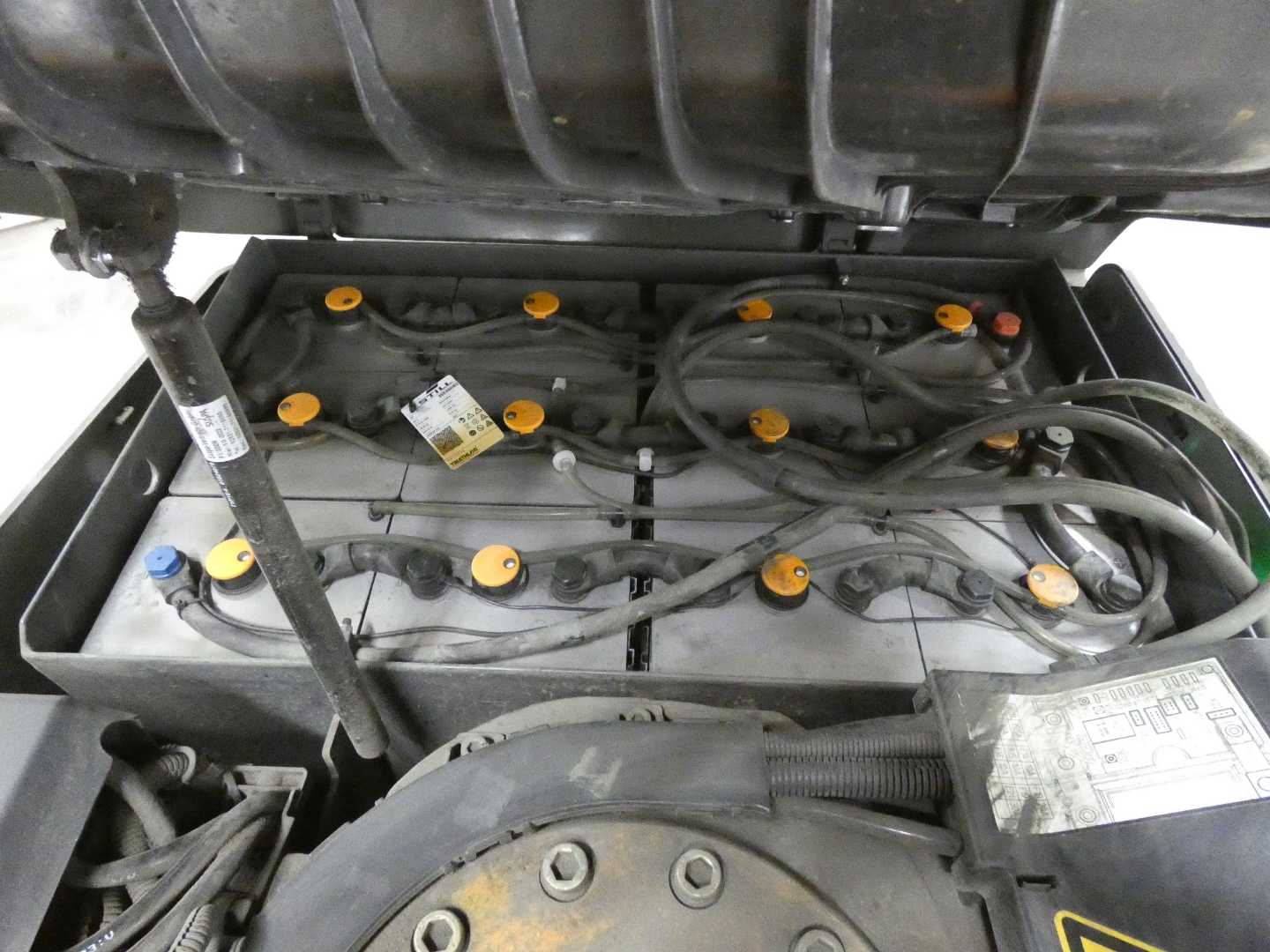 Used Forklift STILL RX50-15 3 riteņu dakšu iekrāvējs (Image 3) Used Forklift STILL RX50-15 3 riteņu dakšu iekrāvējs (Image 3)