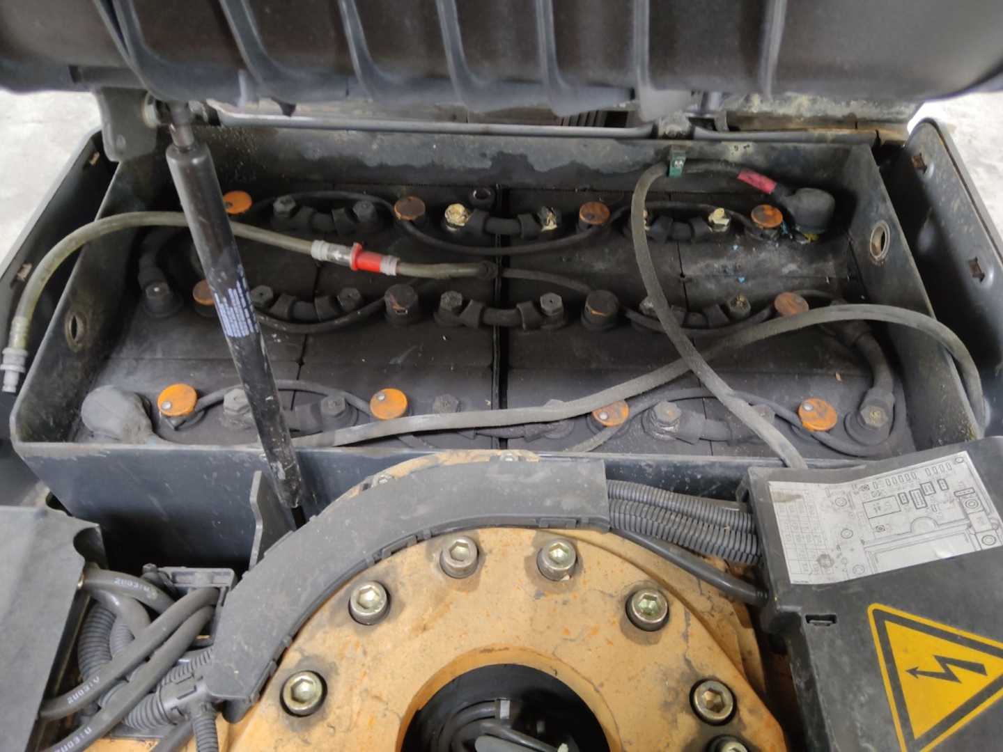 Used Forklift STILL RX50-13 3 riteņu dakšu iekrāvējs (Image 4) Used Forklift STILL RX50-13 3 riteņu dakšu iekrāvējs (Image 4)