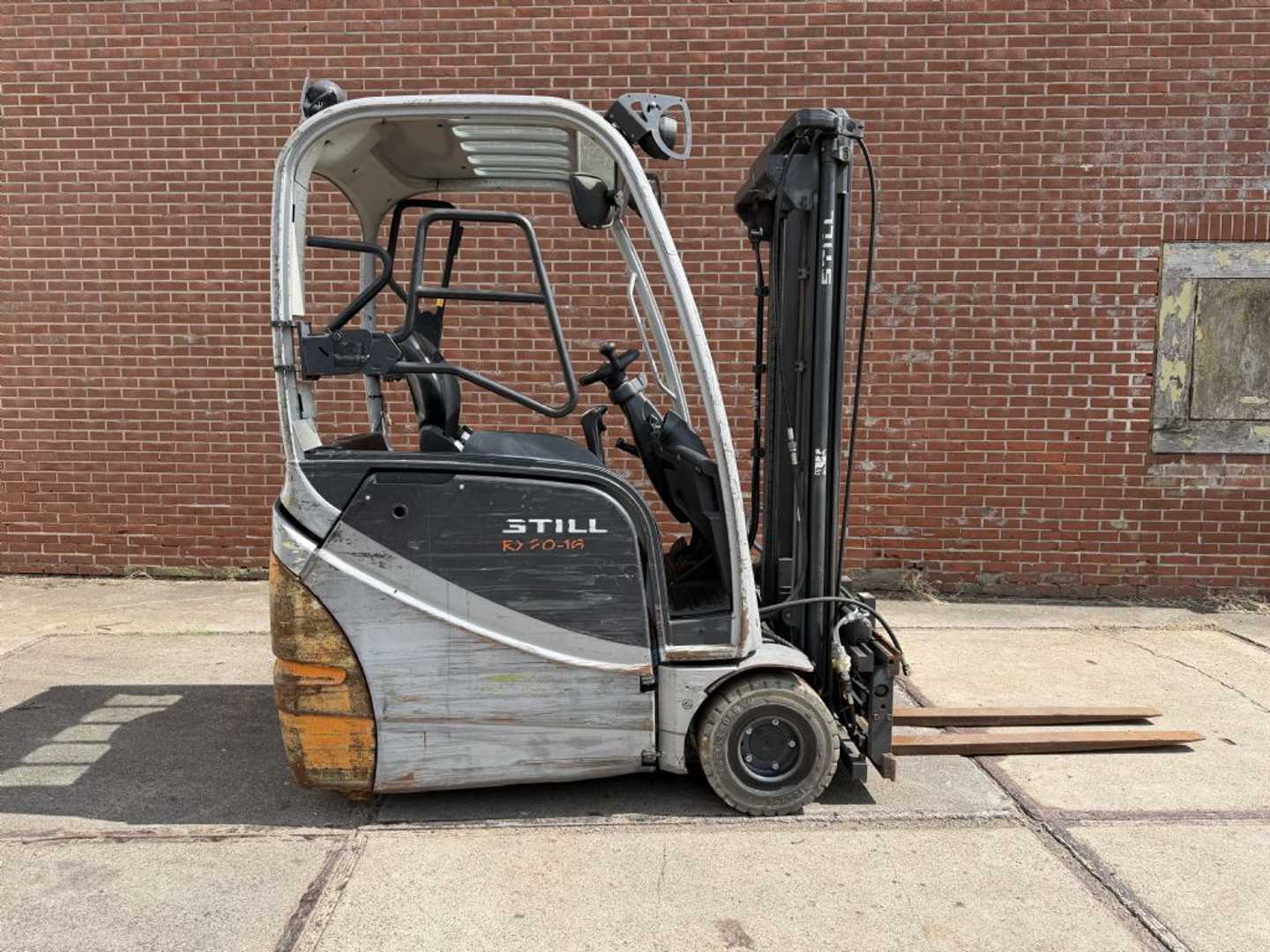 Used Forklift STILL RX 20-16 3 riteņu dakšu iekrāvējs (Image 2)