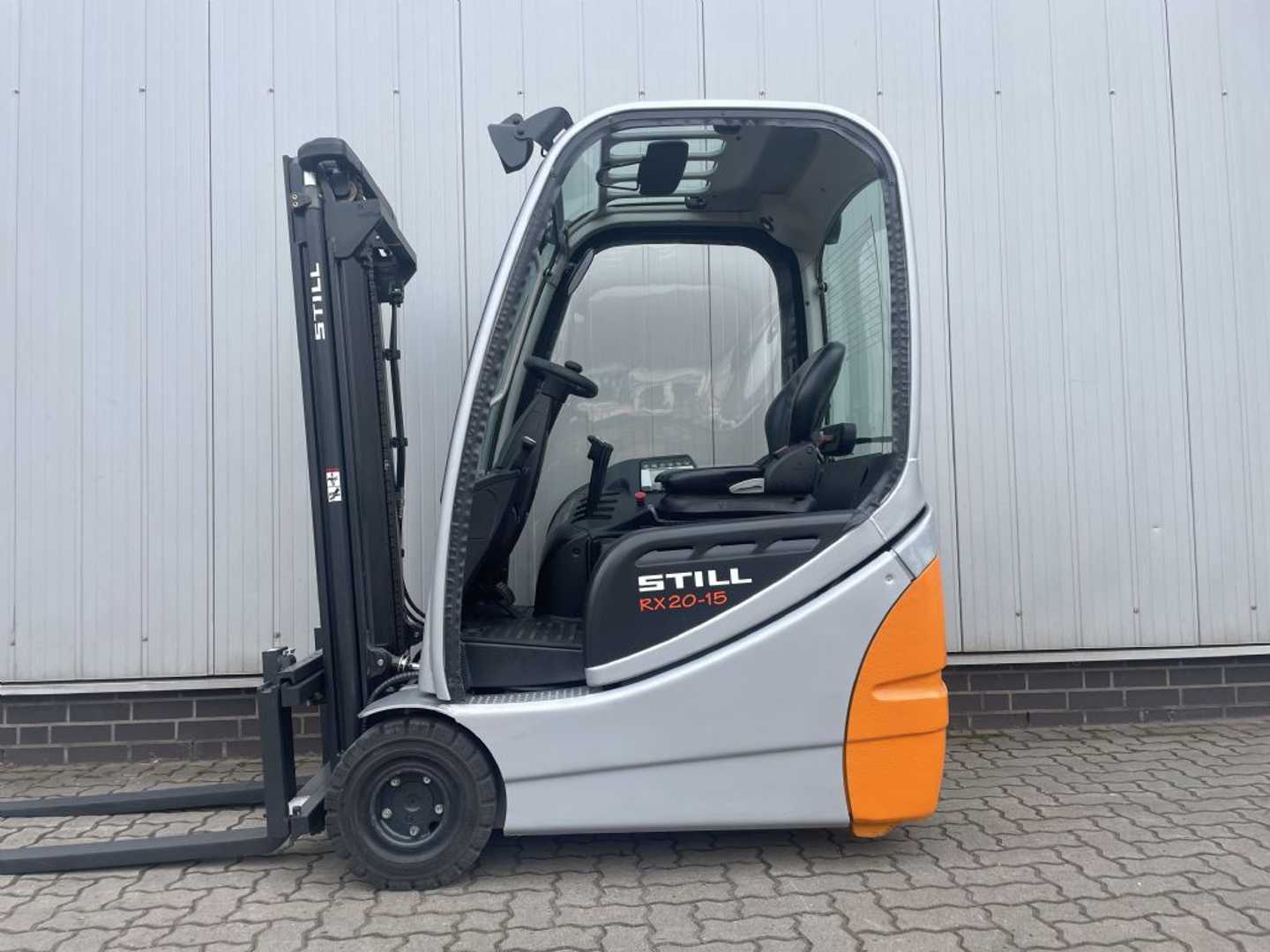 Used Forklift STILL RX20-15 | 1.123 Bst. 3 riteņu dakšu iekrāvējs (Image 6) Used Forklift STILL RX20-15 | 1.123 Bst. 3 riteņu dakšu iekrāvējs (Image 6)