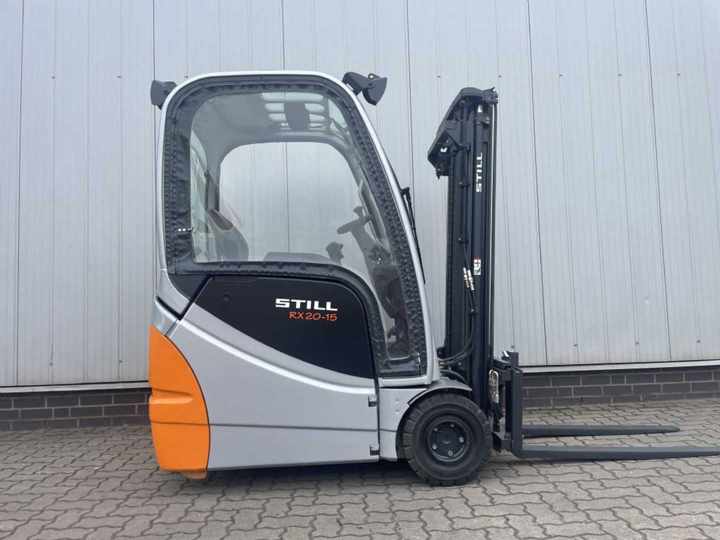 Used Forklift STILL RX20-15 | 1.123 Bst. 3 riteņu dakšu iekrāvējs (Image 7) Used Forklift STILL RX20-15 | 1.123 Bst. 3 riteņu dakšu iekrāvējs (Image 7)