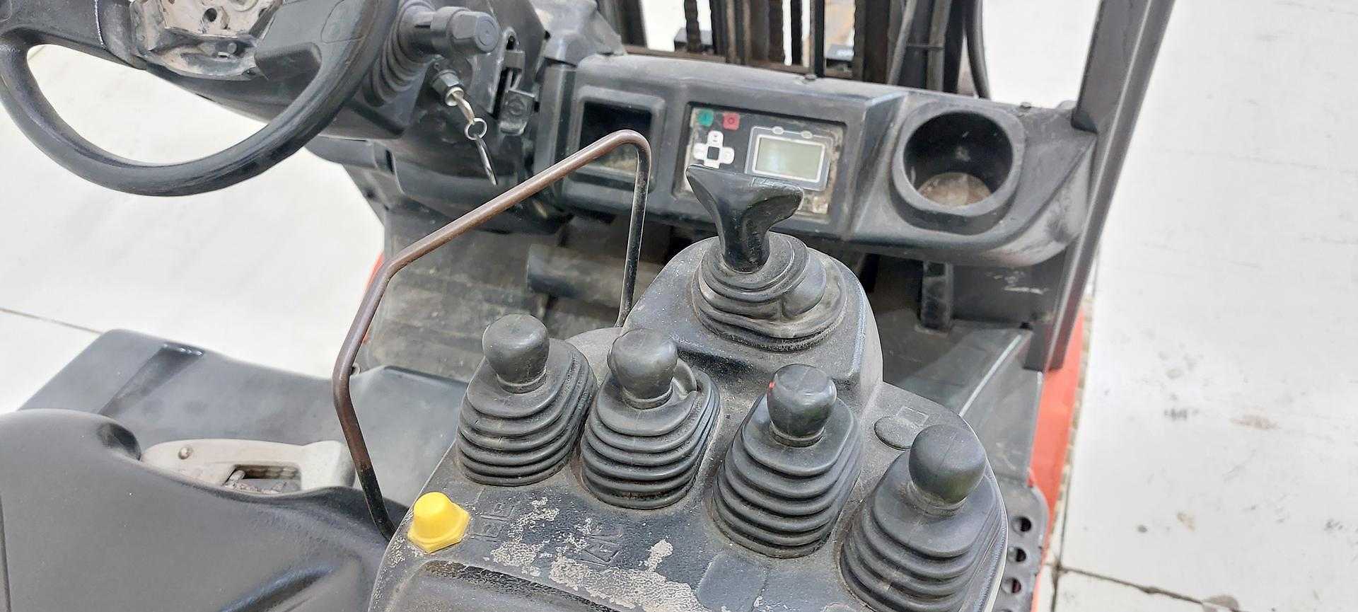 Used Forklift Toyota 8FBE16T 3 riteņu dakšu iekrāvējs (Image 9)