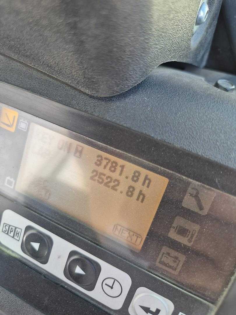 Used Forklift Toyota 8FBEKT16 3 riteņu dakšu iekrāvējs (Image 2) Used Forklift Toyota 8FBEKT16 3 riteņu dakšu iekrāvējs (Image 2)