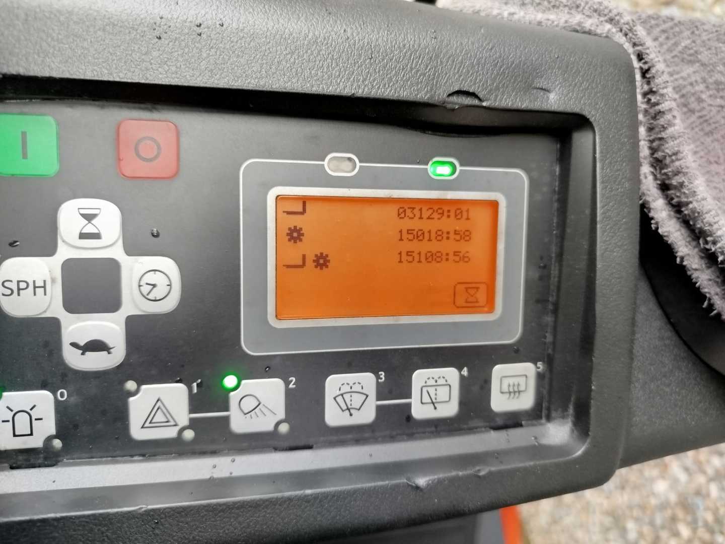 Used Forklift Toyota 8FBEK16T Litio 3 riteņu dakšu iekrāvējs (Image 9) Used Forklift Toyota 8FBEK16T Litio 3 riteņu dakšu iekrāvējs (Image 9)
