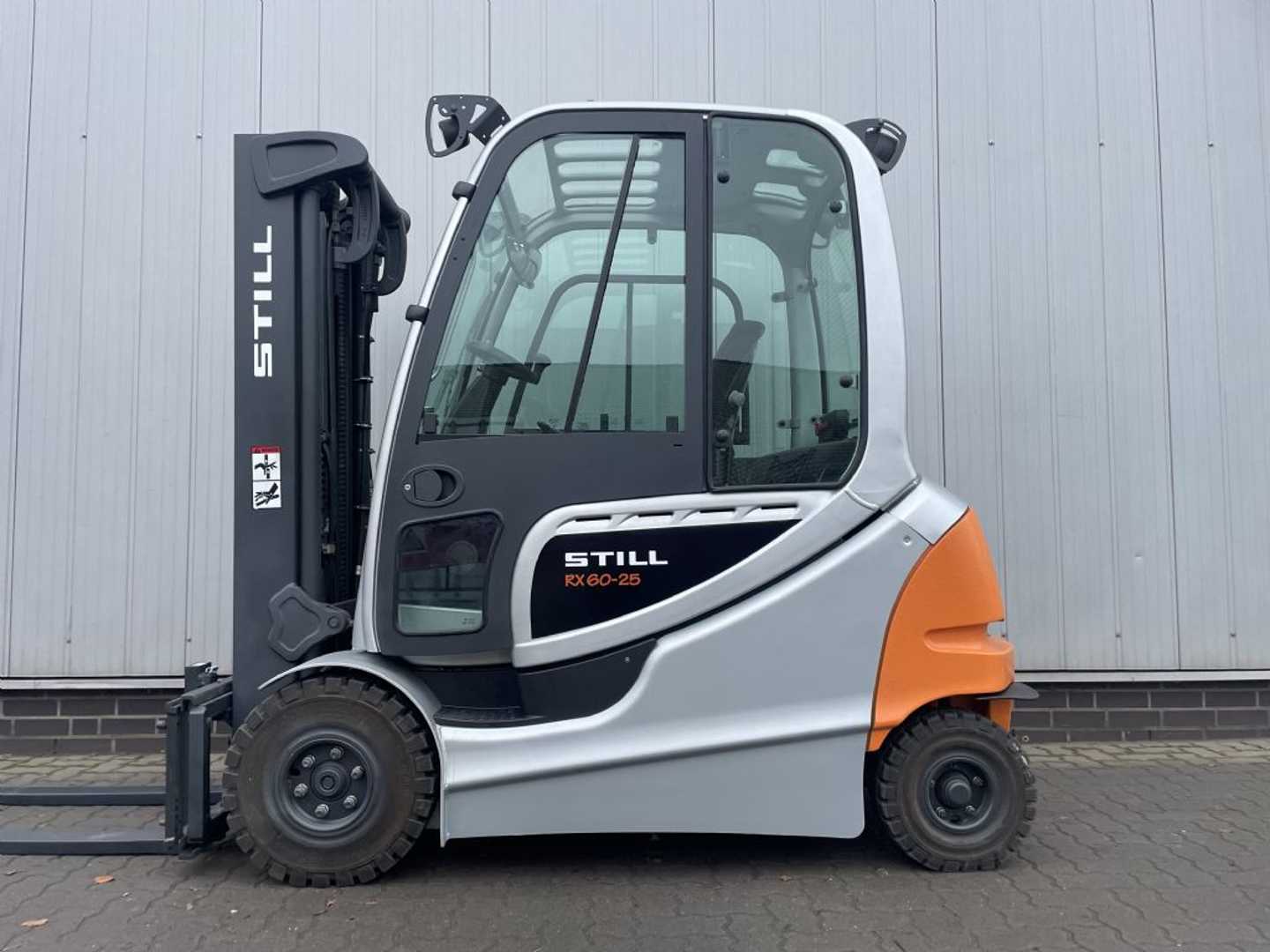 Used Forklift STILL RX60-25L 4 riteņu dakšu iekrāvējs (Image 6) Used Forklift STILL RX60-25L 4 riteņu dakšu iekrāvējs (Image 6)