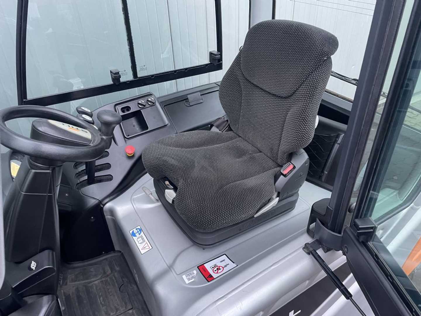 Used Forklift STILL RX60-25L 4 riteņu dakšu iekrāvējs (Image 10) Used Forklift STILL RX60-25L 4 riteņu dakšu iekrāvējs (Image 10)