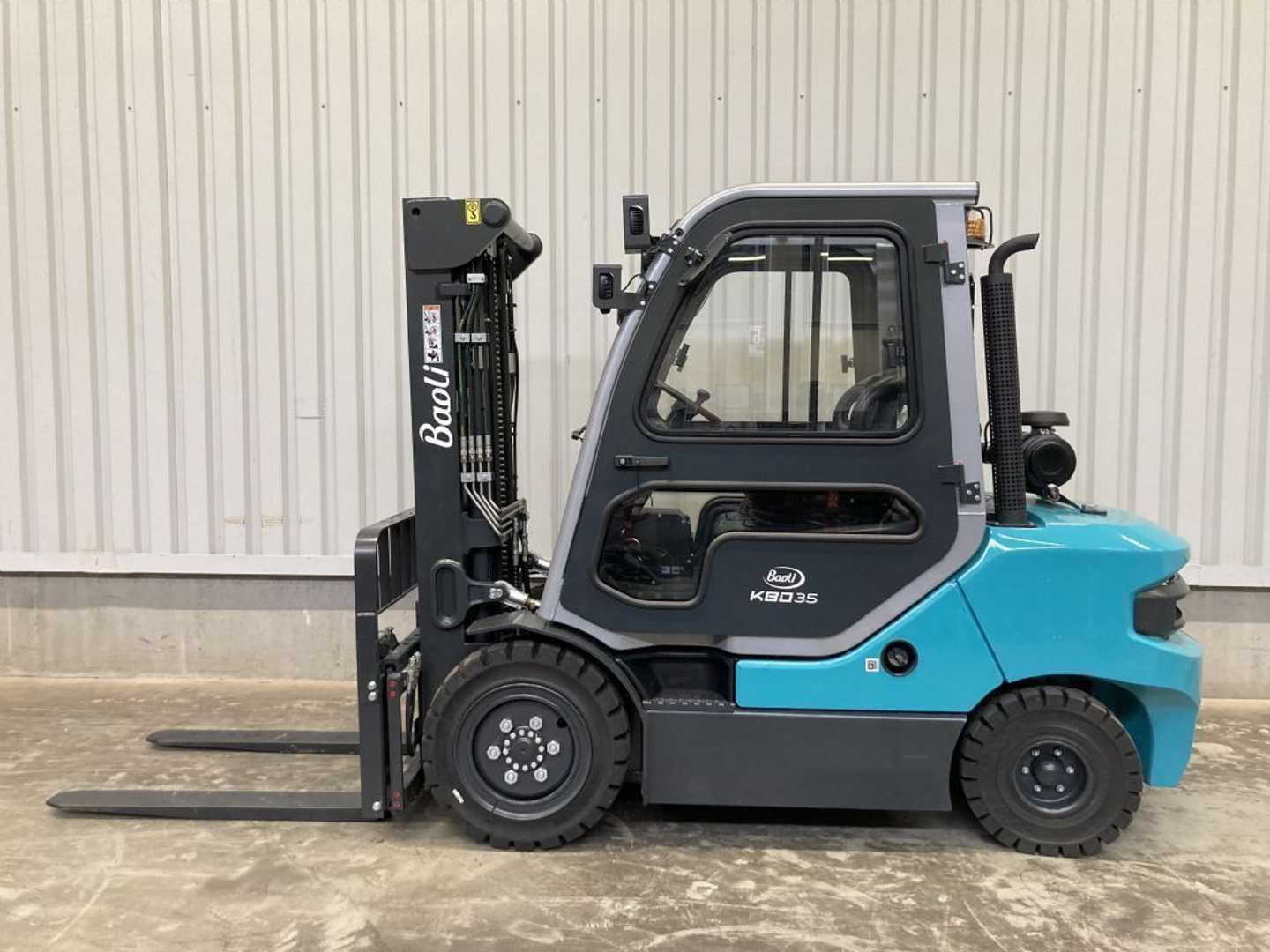 Used Forklift Baoli KBD 35 G1 4 riteņu dakšu iekrāvējs (Image 1)