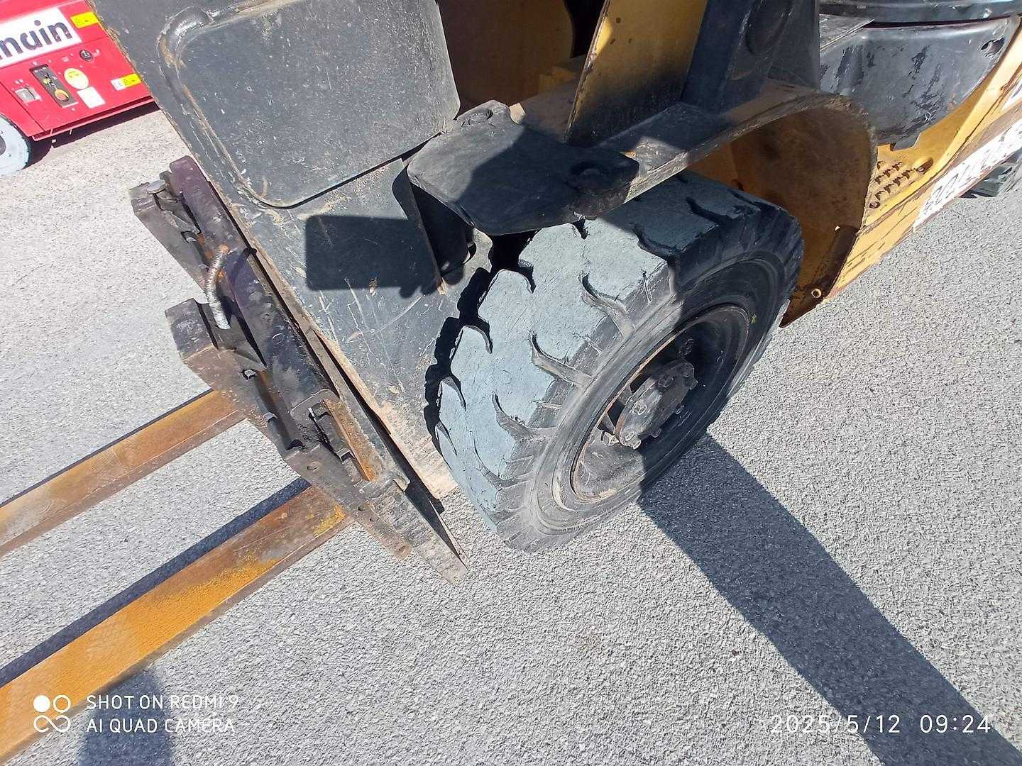 Used Forklift Caterpillar DP25NTD 4 riteņu dakšu iekrāvējs (Image 2) Used Forklift Caterpillar DP25NTD 4 riteņu dakšu iekrāvējs (Image 2)