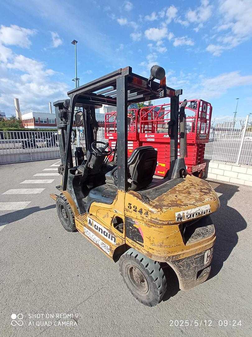 Used Forklift Caterpillar DP25NTD 4 riteņu dakšu iekrāvējs (Image 5) Used Forklift Caterpillar DP25NTD 4 riteņu dakšu iekrāvējs (Image 5)