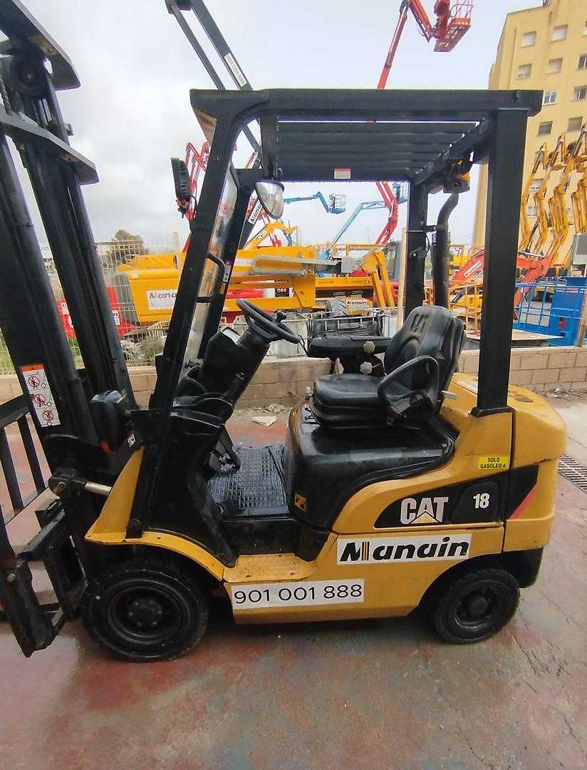 Used Forklift Caterpillar DP18N 4 riteņu dakšu iekrāvējs (Image 1) Used Forklift Caterpillar DP18N 4 riteņu dakšu iekrāvējs (Image 1)