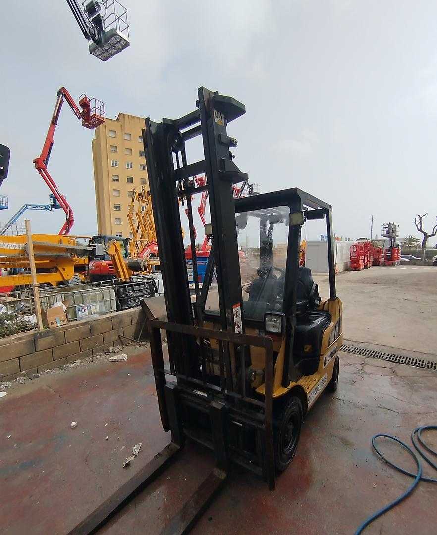Used Forklift Caterpillar DP18N 4 riteņu dakšu iekrāvējs (Image 9) Used Forklift Caterpillar DP18N 4 riteņu dakšu iekrāvējs (Image 9)
