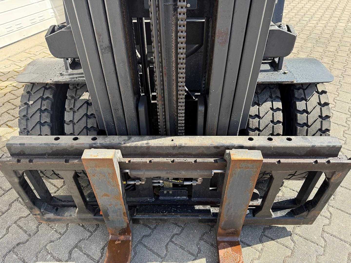 Used Forklift Doosan D30G 4 riteņu dakšu iekrāvējs (Image 4)