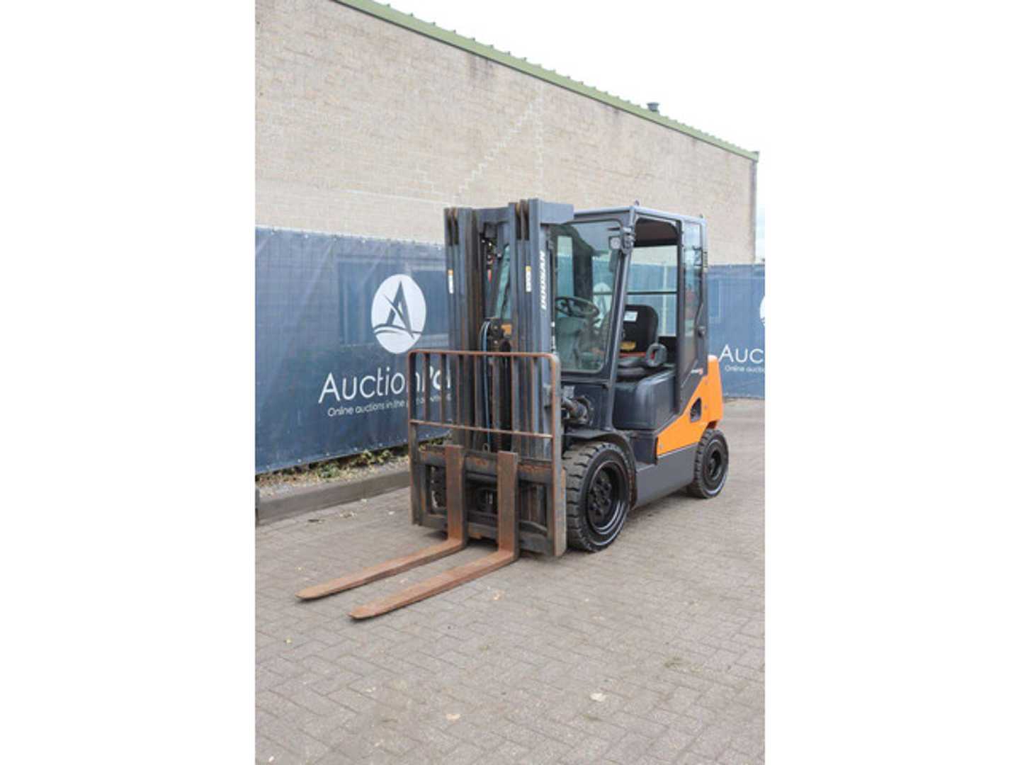 Used Forklift Doosan D30S-5 4 riteņu dakšu iekrāvējs (Image 9)