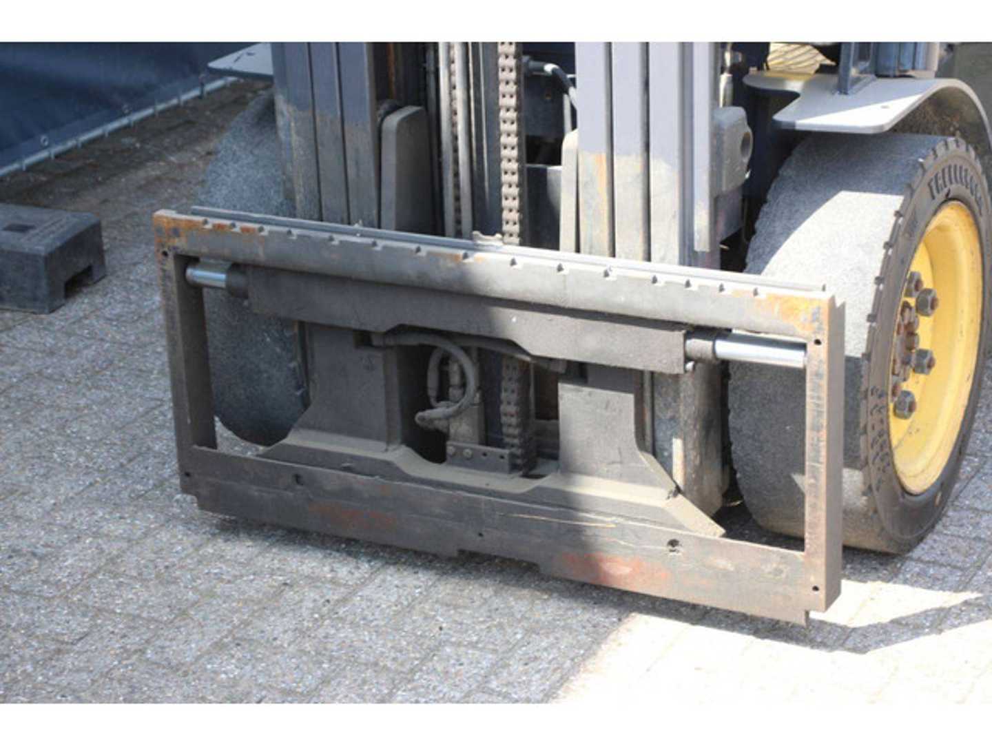 Used Forklift Doosan D33S-3 4 riteņu dakšu iekrāvējs (Image 9)