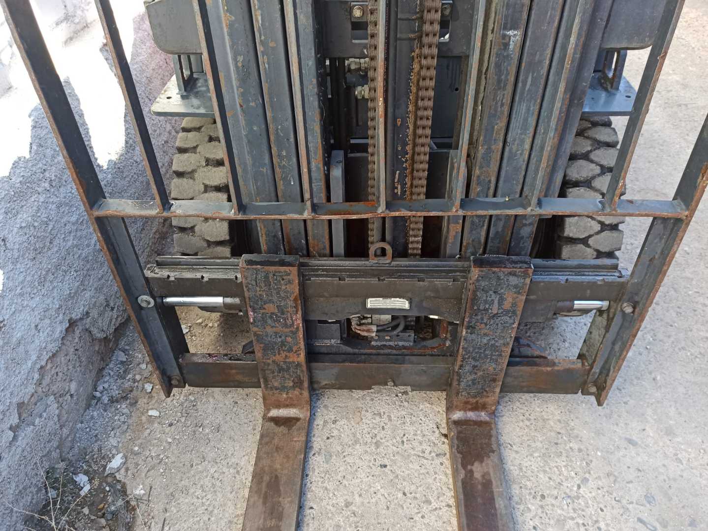 Used Forklift Doosan D25G 4 riteņu dakšu iekrāvējs (Image 5)
