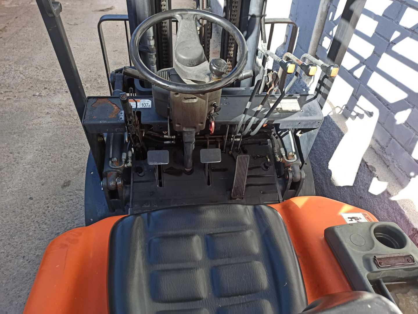 Used Forklift Doosan D25G 4 riteņu dakšu iekrāvējs (Image 8)