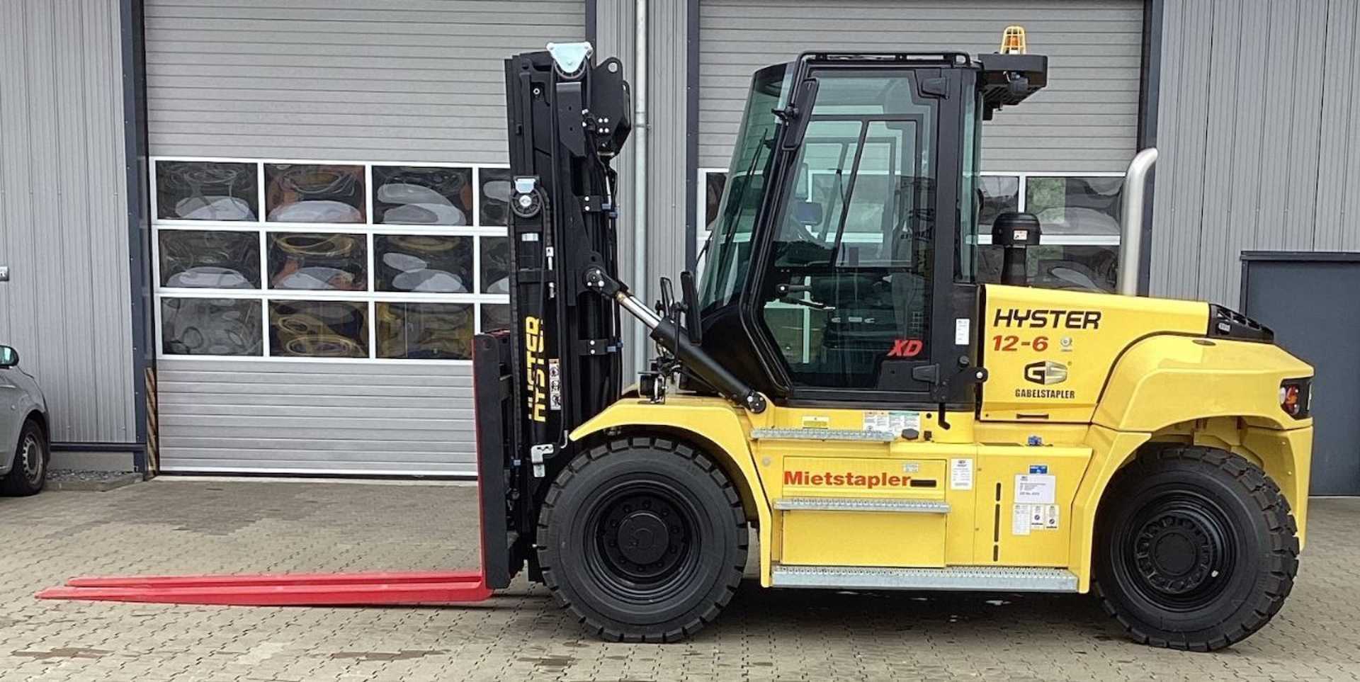 Used Forklift Hyster H12XD6 4 riteņu dakšu iekrāvējs (Image 7) Used Forklift Hyster H12XD6 4 riteņu dakšu iekrāvējs (Image 7)