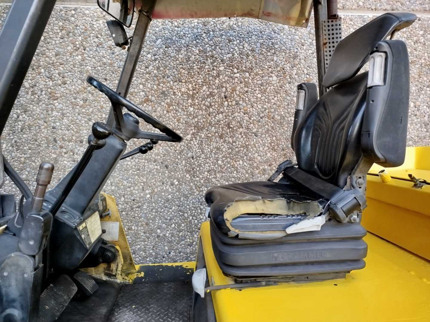 Used Forklift Hyster S700XL 4 riteņu dakšu iekrāvējs (Image 7) Used Forklift Hyster S700XL 4 riteņu dakšu iekrāvējs (Image 7)