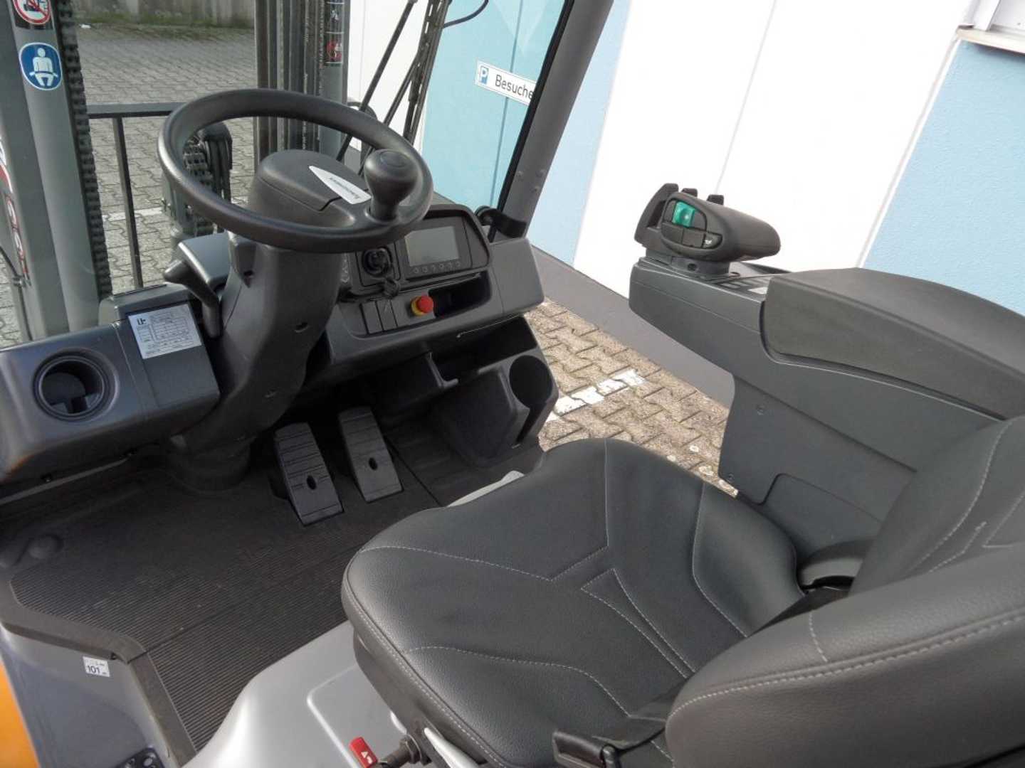Used Forklift Jungheinrich DFG 316s - Triplex - aufgearbeitet - wenig Stunden 4 riteņu dakšu iekrāvējs (Image 7) Used Forklift Jungheinrich DFG 316s - Triplex - aufgearbeitet - wenig Stunden 4 riteņu dakšu iekrāvējs (Image 7)