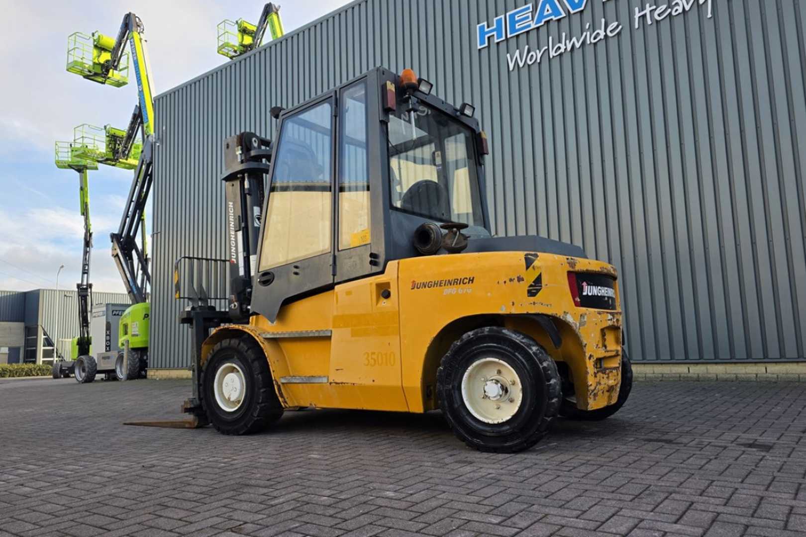 Used Forklift Jungheinrich DFG670 4 riteņu dakšu iekrāvējs (Image 9)