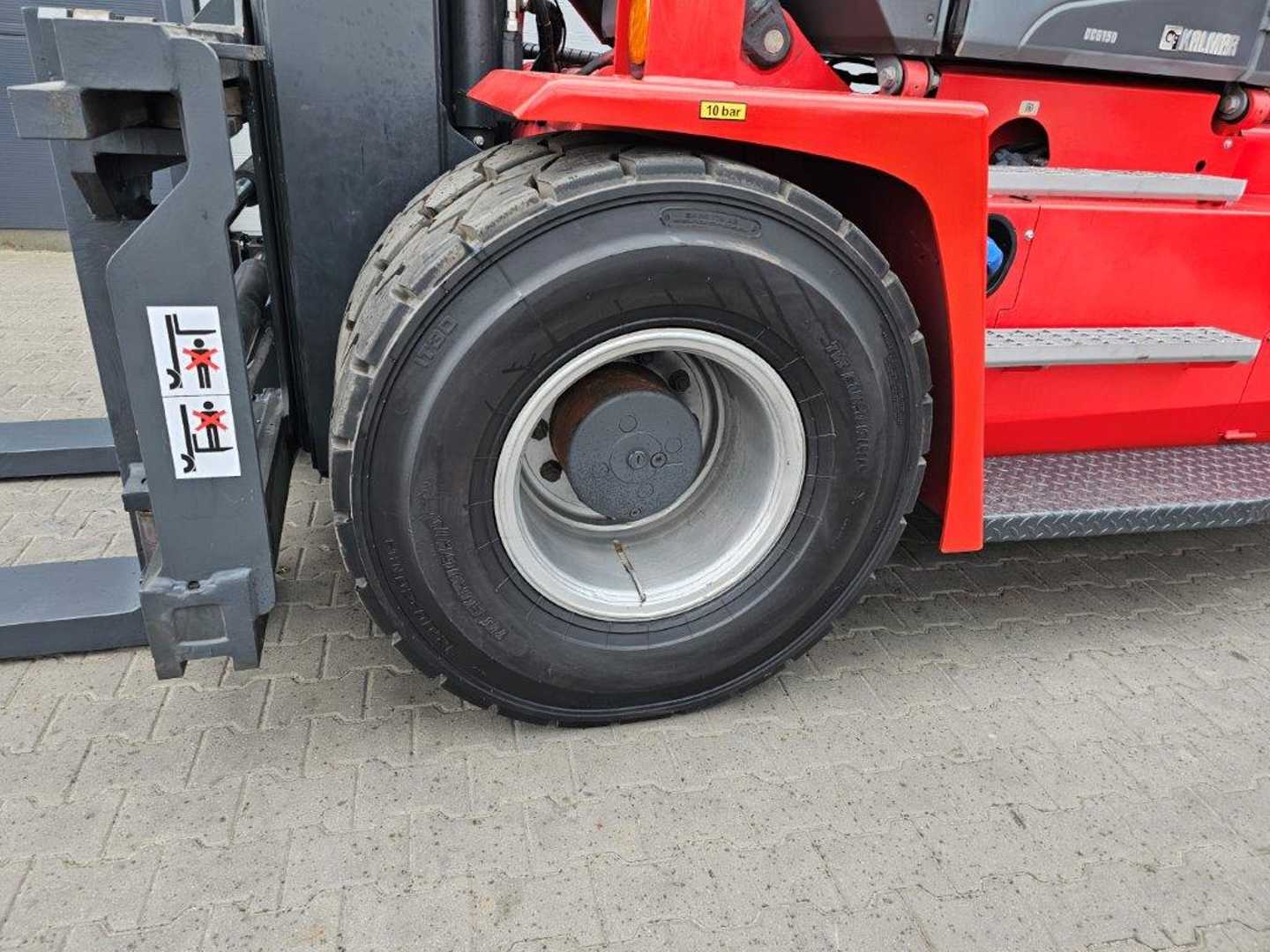 Used Forklift Kalmar DCG150-6 - FREIHUB 4 riteņu dakšu iekrāvējs (Image 8) Used Forklift Kalmar DCG150-6 - FREIHUB 4 riteņu dakšu iekrāvējs (Image 8)