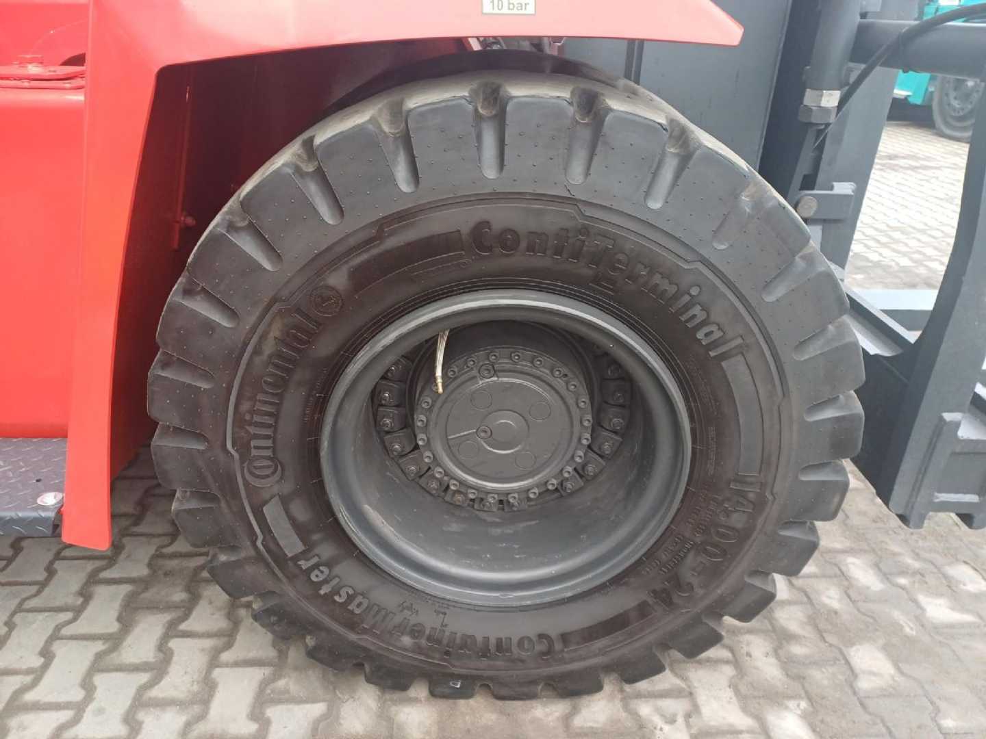 Used Forklift Kalmar DCG250-12LB 4 riteņu dakšu iekrāvējs (Image 11) Used Forklift Kalmar DCG250-12LB 4 riteņu dakšu iekrāvējs (Image 11)
