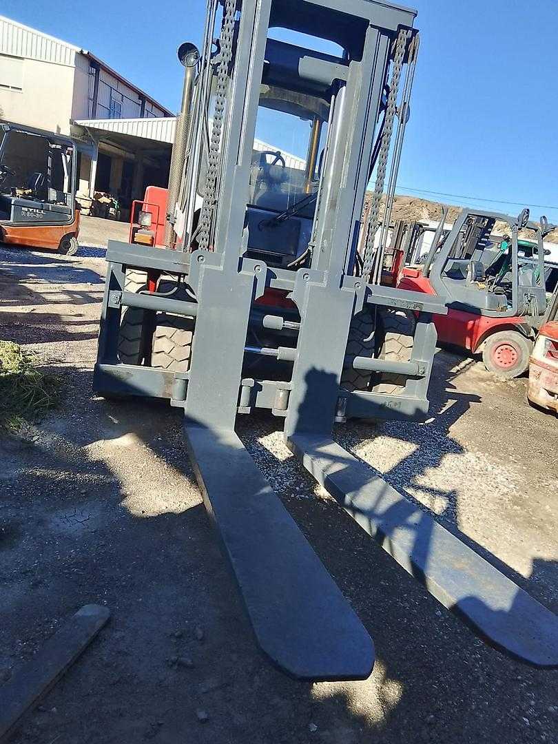 Used Forklift Kalmar DCE 160-12 4 riteņu dakšu iekrāvējs (Image 12) Used Forklift Kalmar DCE 160-12 4 riteņu dakšu iekrāvējs (Image 12)