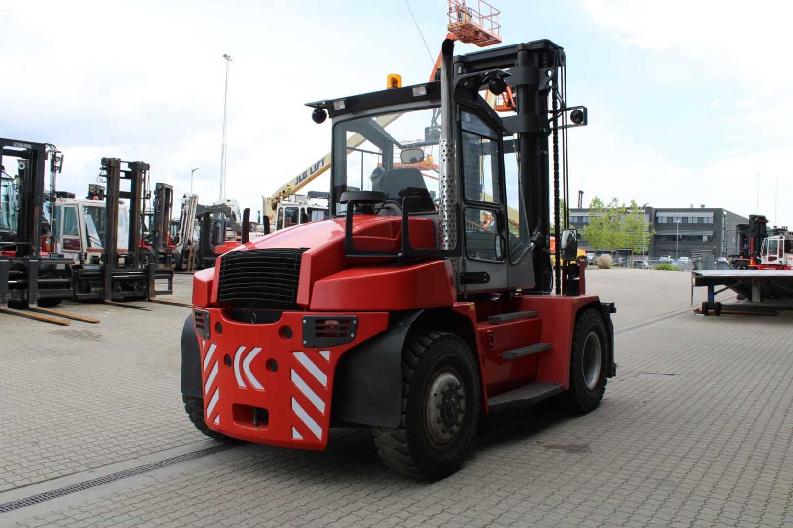 Used Forklift Kalmar DCE90-6 4 riteņu dakšu iekrāvējs (Image 3)