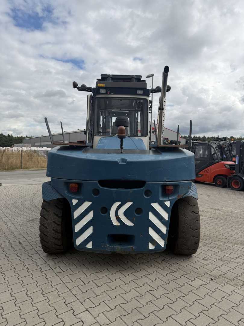 Used Forklift Kalmar DCE 160-12 4 riteņu dakšu iekrāvējs (Image 5) Used Forklift Kalmar DCE 160-12 4 riteņu dakšu iekrāvējs (Image 5)