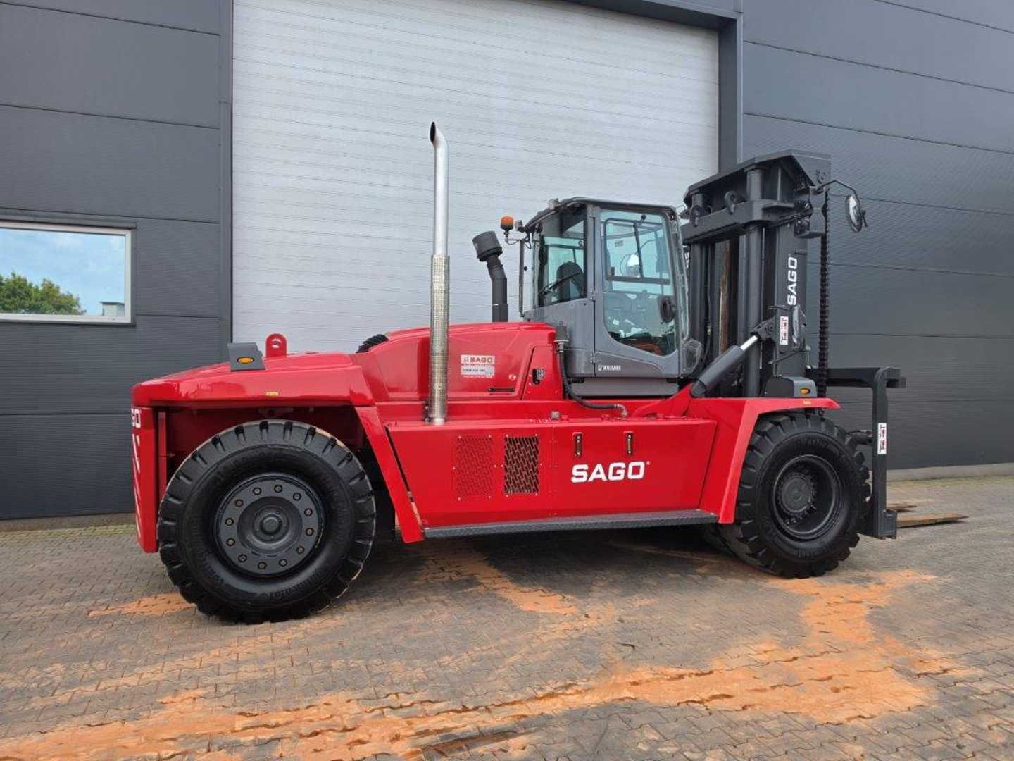 Used Forklift Kalmar DCG250-12LB 4 riteņu dakšu iekrāvējs (Image 3) Used Forklift Kalmar DCG250-12LB 4 riteņu dakšu iekrāvējs (Image 3)