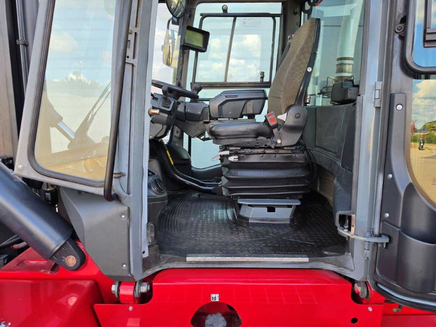 Used Forklift Kalmar DCG100-12 4 riteņu dakšu iekrāvējs (Image 6) Used Forklift Kalmar DCG100-12 4 riteņu dakšu iekrāvējs (Image 6)