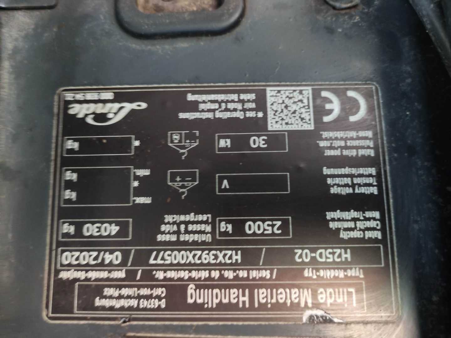 Used Forklift Linde H25D-02-392 EVO 4 riteņu dakšu iekrāvējs (Image 8) Used Forklift Linde H25D-02-392 EVO 4 riteņu dakšu iekrāvējs (Image 8)