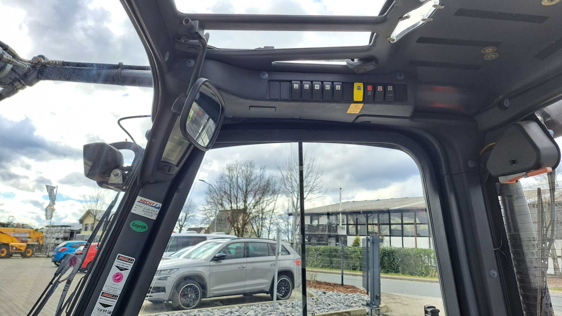Used Forklift Linde H16D 4 riteņu dakšu iekrāvējs (Image 11)