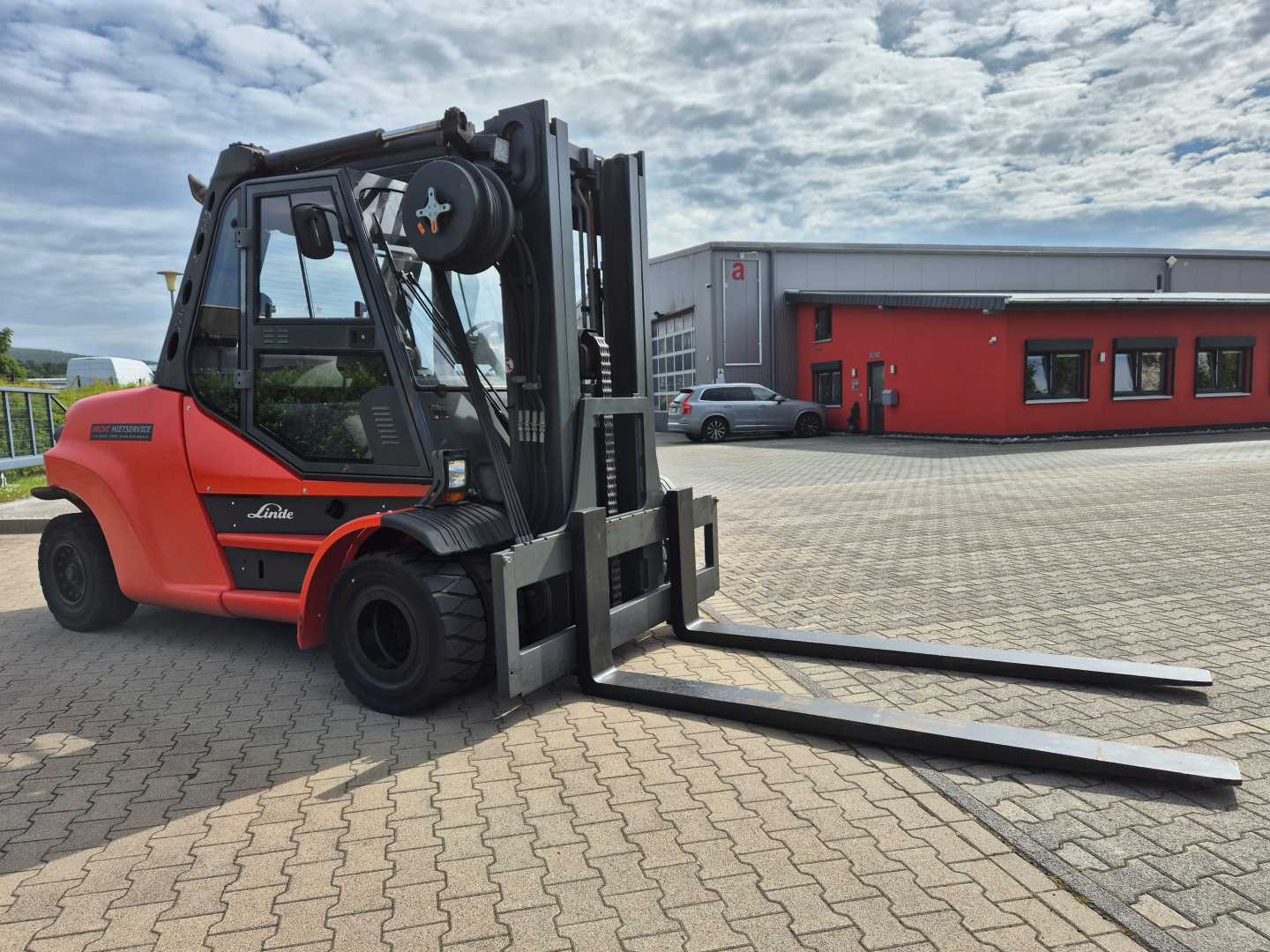Used Forklift Linde H80D-02/1100 4 riteņu dakšu iekrāvējs (Image 12)