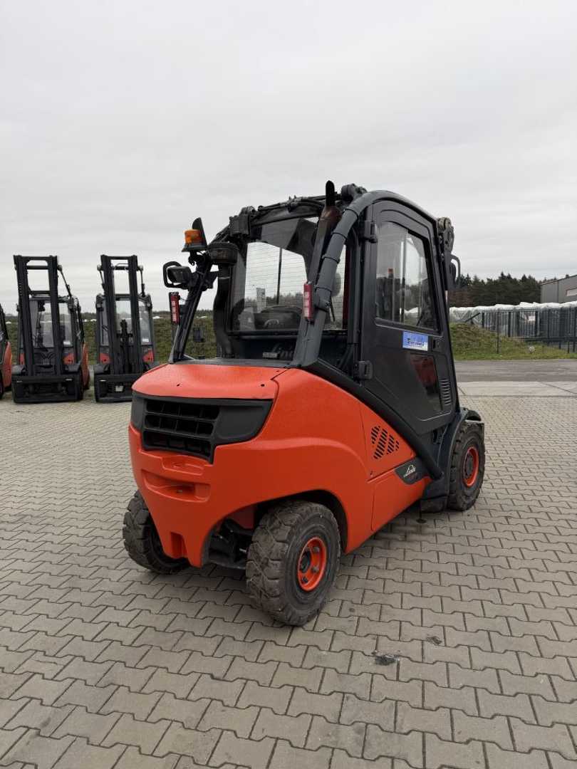 Used Forklift Linde H35D-02 4 riteņu dakšu iekrāvējs (Image 4) Used Forklift Linde H35D-02 4 riteņu dakšu iekrāvējs (Image 4)