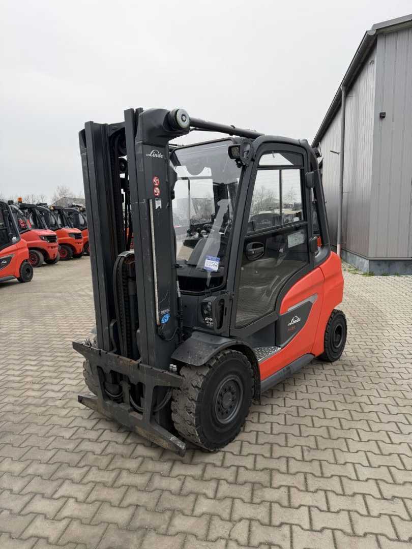 Used Forklift Linde H35D-01/1202 4 riteņu dakšu iekrāvējs (Image 1) Used Forklift Linde H35D-01/1202 4 riteņu dakšu iekrāvējs (Image 1)