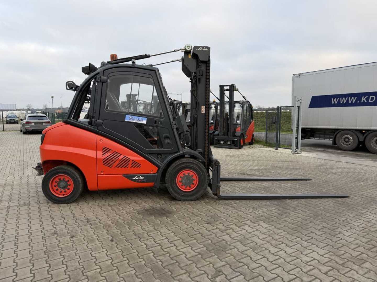 Used Forklift Linde H50D-02 4 riteņu dakšu iekrāvējs (Image 10) Used Forklift Linde H50D-02 4 riteņu dakšu iekrāvējs (Image 10)
