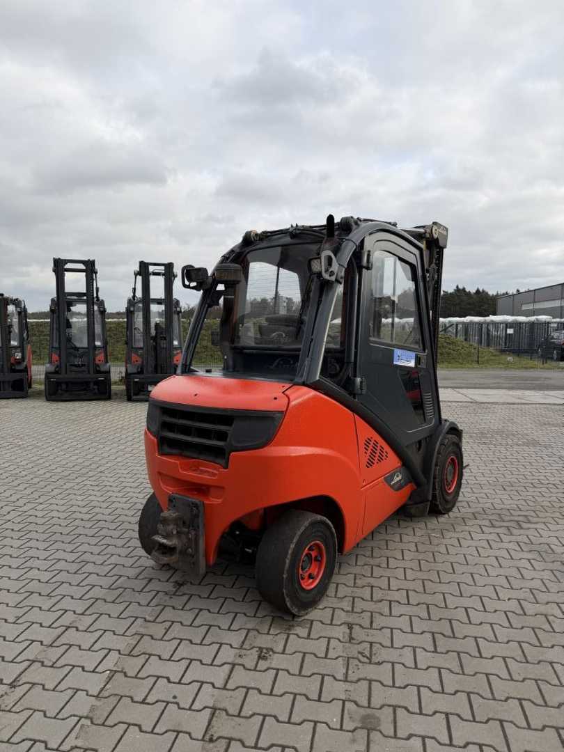 Used Forklift Linde H30D-02 4 riteņu dakšu iekrāvējs (Image 4) Used Forklift Linde H30D-02 4 riteņu dakšu iekrāvējs (Image 4)