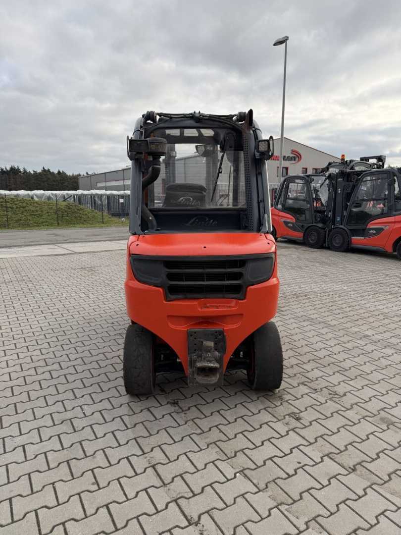 Used Forklift Linde H30D-02 4 riteņu dakšu iekrāvējs (Image 5) Used Forklift Linde H30D-02 4 riteņu dakšu iekrāvējs (Image 5)