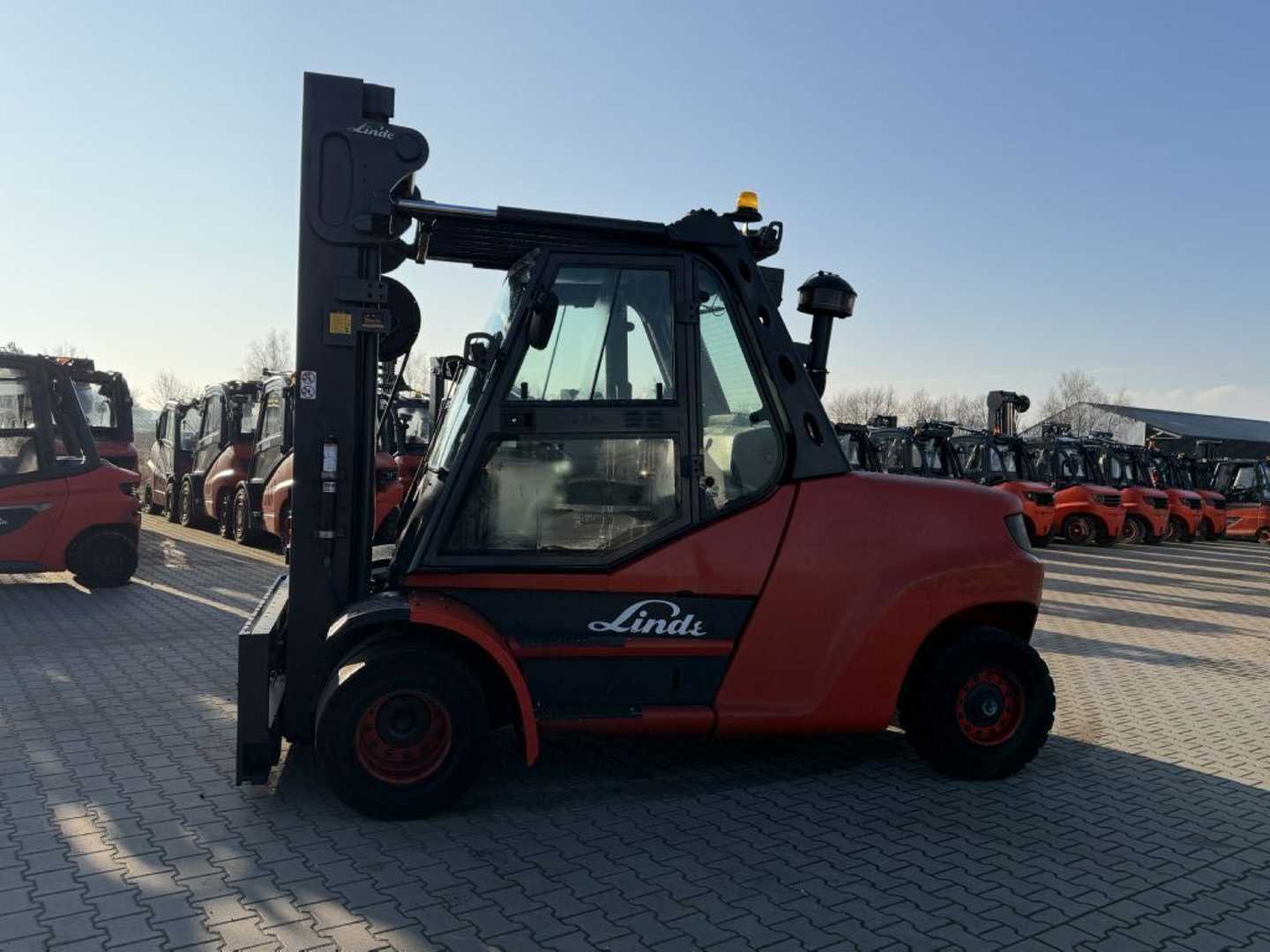 Used Forklift Linde H80D-01/1100 4 riteņu dakšu iekrāvējs (Image 9) Used Forklift Linde H80D-01/1100 4 riteņu dakšu iekrāvējs (Image 9)